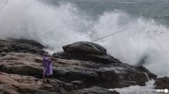 台风康妮增强为超强台风 料明早登陆台东沿海